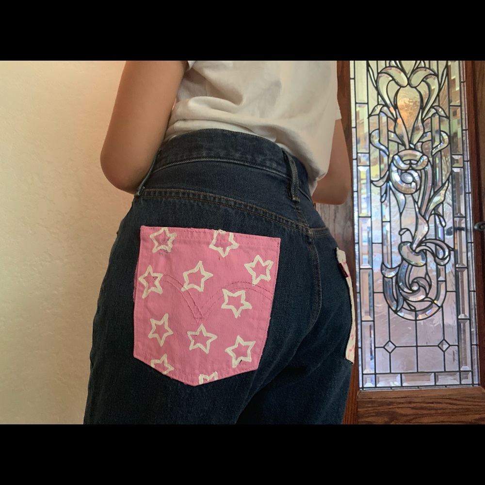 levi’s 501 painted star pocket - Picture 2 of 4